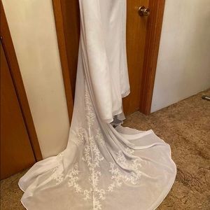 Brand New Never Worn Wedding Dress w/tags Designer Alfred Angelo